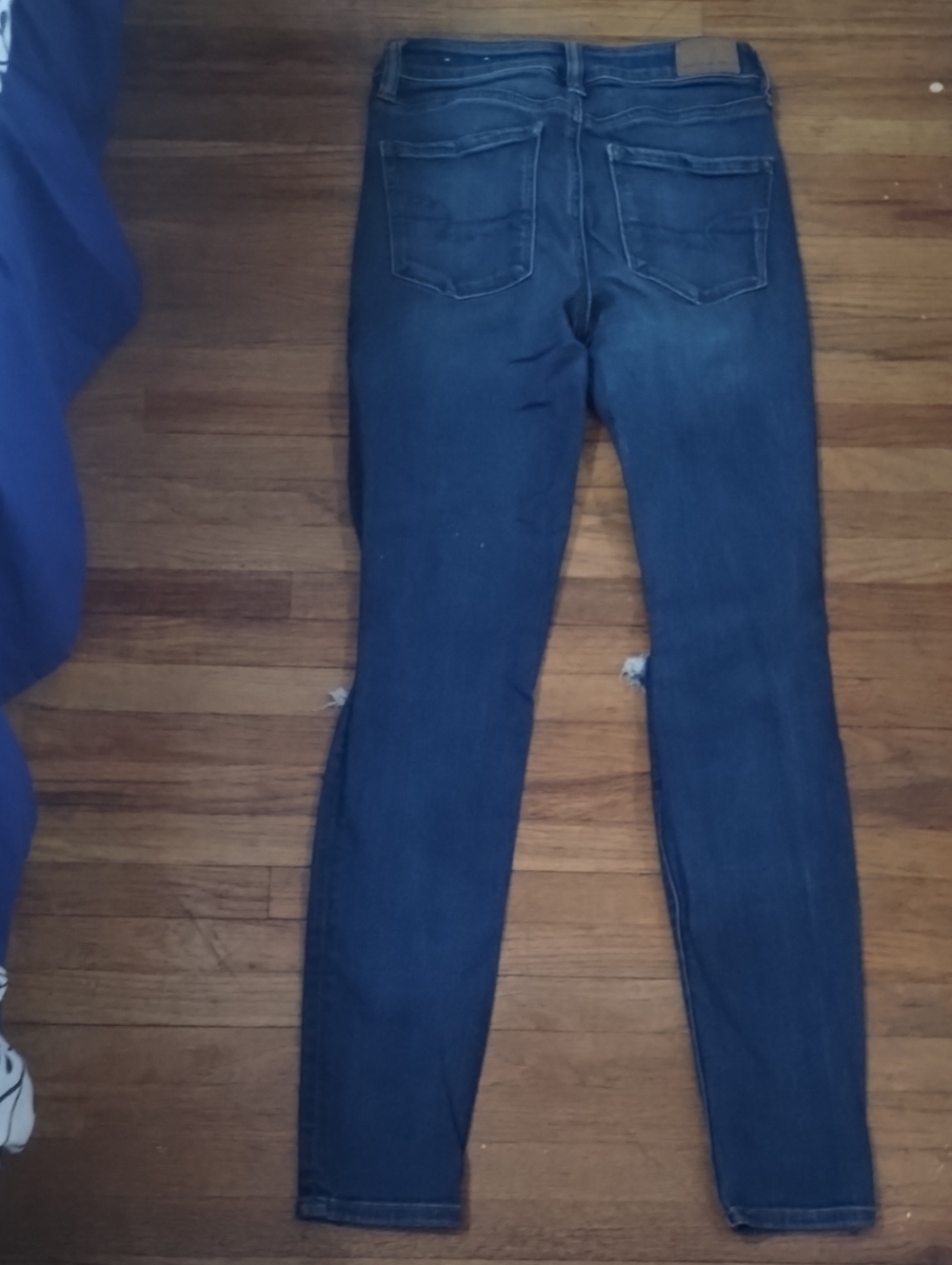 American Eagle Outfitters Women’s Ripped Skinny Jeans - Dark Blue - Picture 4 of 6